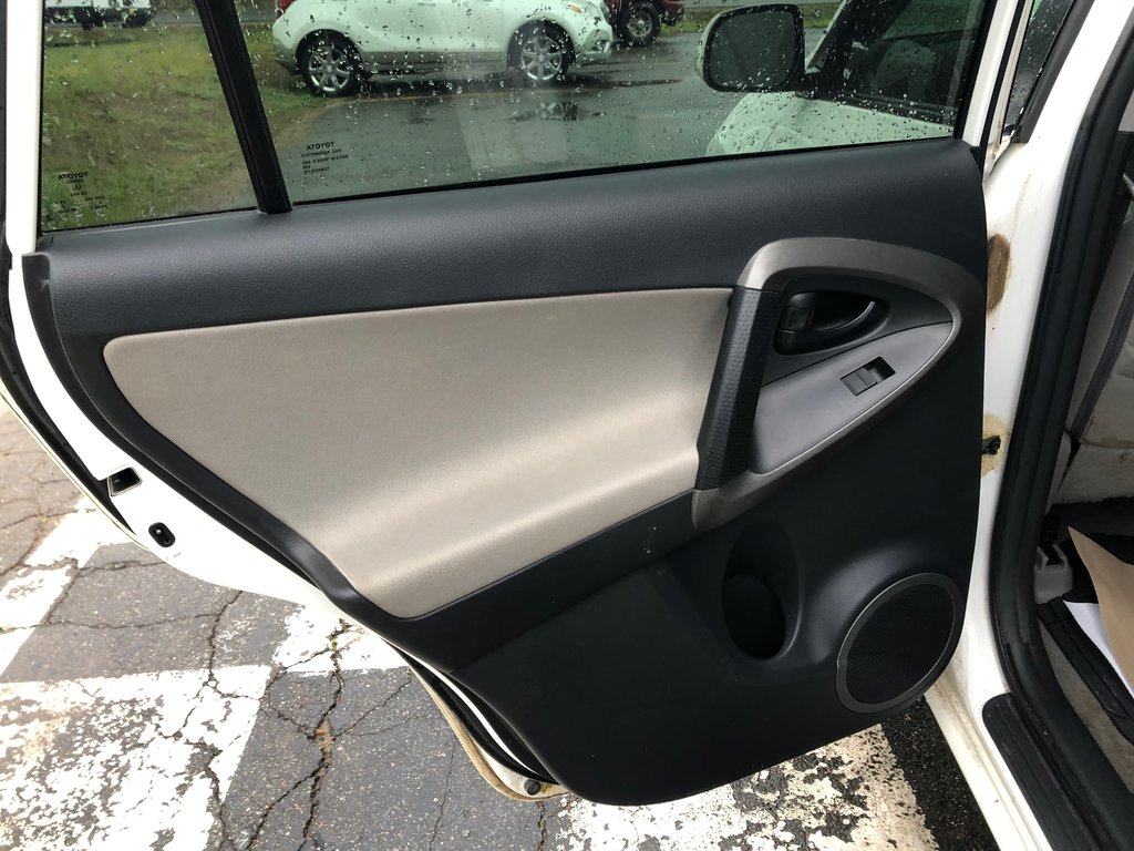2011 Toyota RAV4 Base - CD Player, Power Locks, Cruise Control in Kentville, Nova Scotia - 13 - w1024h768px