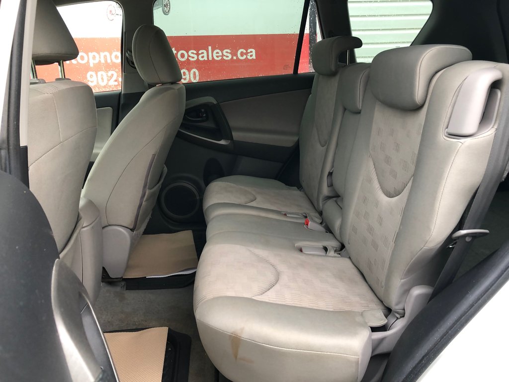 2011 Toyota RAV4 Base - CD Player, Power Locks, Cruise Control in Kentville, Nova Scotia - 14 - w1024h768px