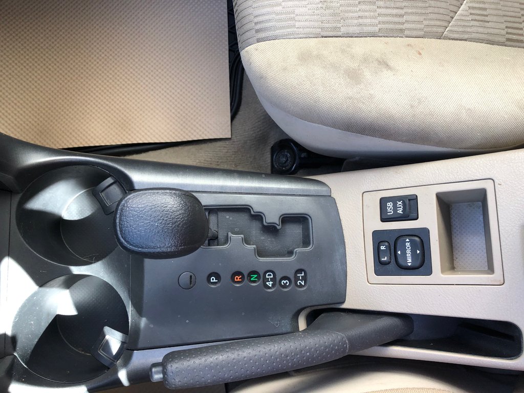 2012 Toyota RAV4 Base - CD Player, Power Windows, AUX Port in COLDBROOK, Nova Scotia - 14 - w1024h768px