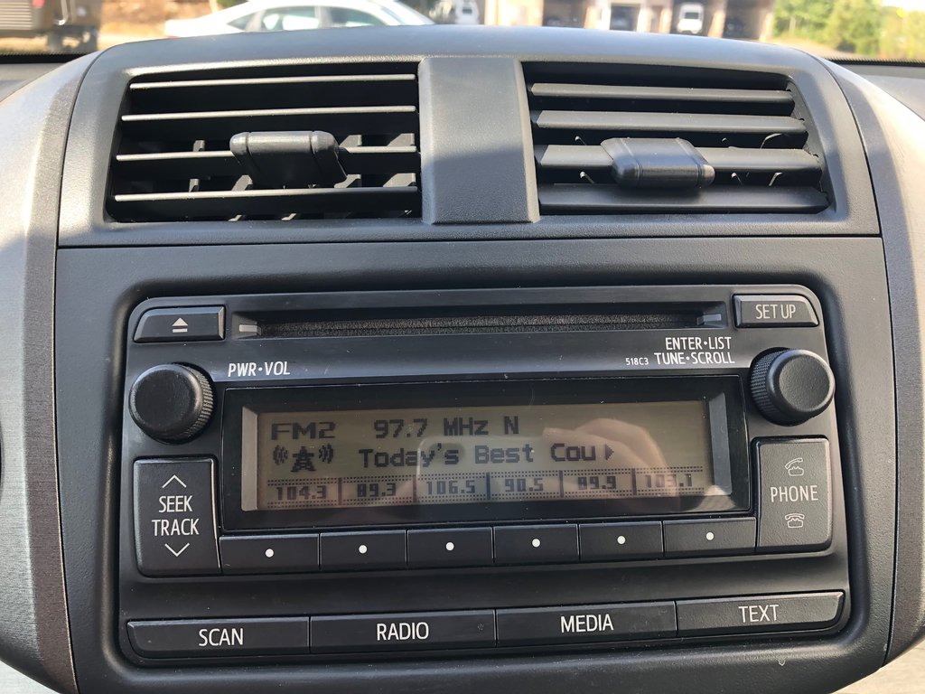 2012 Toyota RAV4 Base - CD Player, Power Windows, AUX Port in COLDBROOK, Nova Scotia - 11 - w1024h768px
