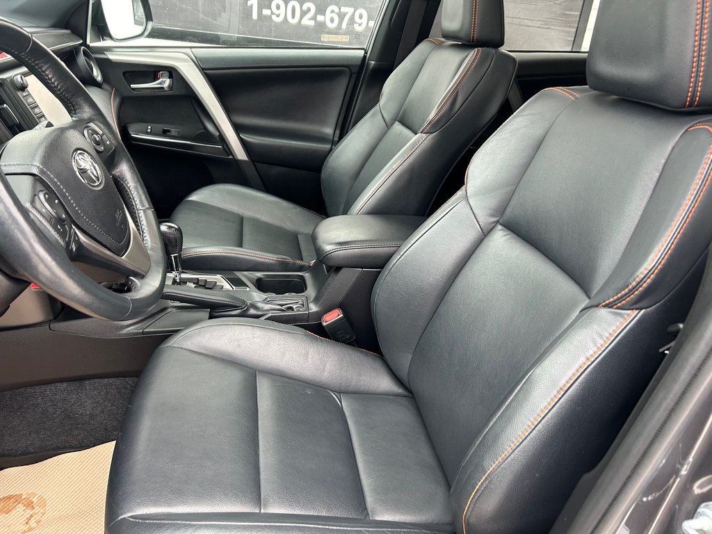 2016  RAV4 SE - AWD, Leather, Heated seats, Cruise control in COLDBROOK, Nova Scotia - 18 - w1024h768px