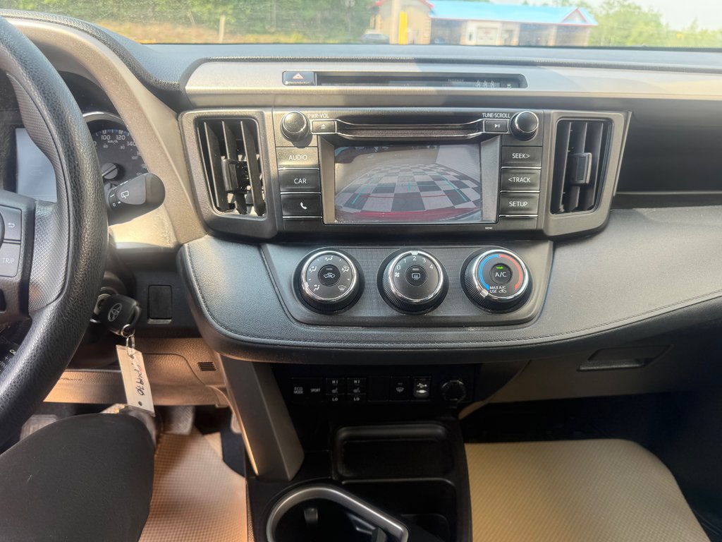 2017 Toyota RAV4 LE, keyless entry, Cruise control, Bluetooth in COLDBROOK, Nova Scotia - 12 - w1024h768px