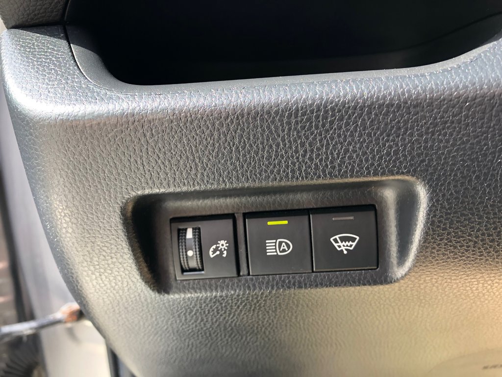 2021 Toyota RAV4 LE - Reverse Camera, Bluetooth, Heated Seats in COLDBROOK, Nova Scotia - 9 - w1024h768px