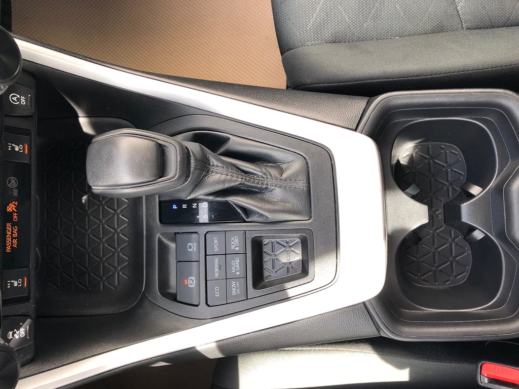 2021 Toyota RAV4 LE - Reverse Camera, Bluetooth, Heated Seats in COLDBROOK, Nova Scotia - 15 - w1024h768px
