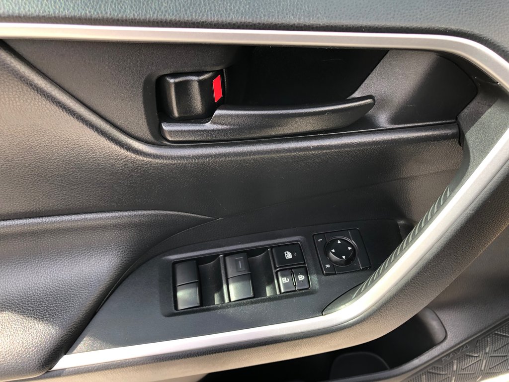 2021 Toyota RAV4 LE - Reverse Camera, Bluetooth, Heated Seats in COLDBROOK, Nova Scotia - 8 - w1024h768px