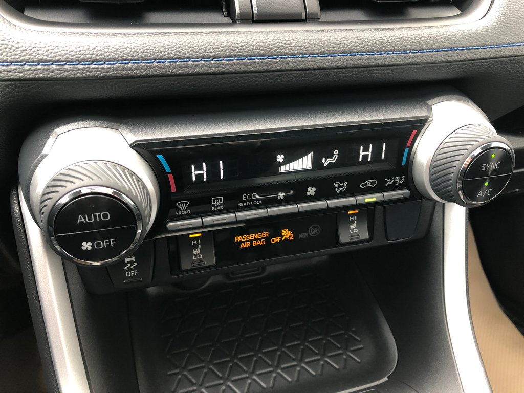 2022 Toyota RAV4 Hybrid SE - sunroof, heated steering wheel, a/c in Kentville, Nova Scotia - 12 - w1024h768px