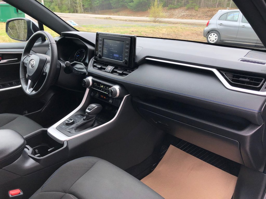 2022 Toyota RAV4 Hybrid SE - sunroof, heated steering wheel, a/c in Kentville, Nova Scotia - 24 - w1024h768px