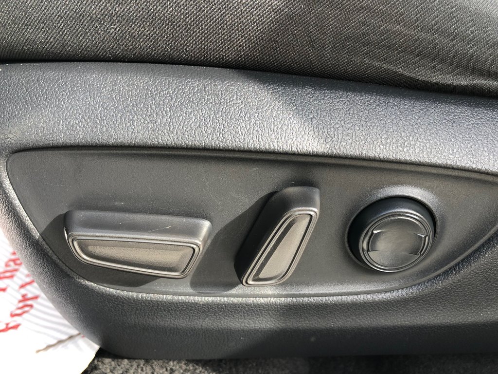 Toyota RAV4 XLE - Heated Steering Wheel & Seats, Carplay 2022 à COLDBROOK, Nouvelle-Écosse - 18 - w1024h768px