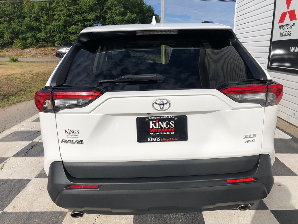 Toyota RAV4 XLE - Heated Steering Wheel & Seats, Carplay 2022 à COLDBROOK, Nouvelle-Écosse - 5 - w1024h768px