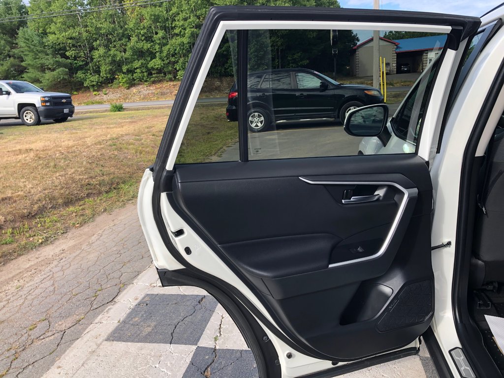 Toyota RAV4 XLE - Heated Steering Wheel & Seats, Carplay 2022 à COLDBROOK, Nouvelle-Écosse - 20 - w1024h768px