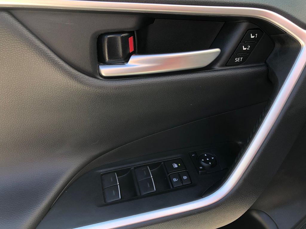Toyota RAV4 Hybrid Limited - Reverse Camera Top View, Carplay 2023 à Kentville, Nouvelle-Écosse - 8 - w1024h768px