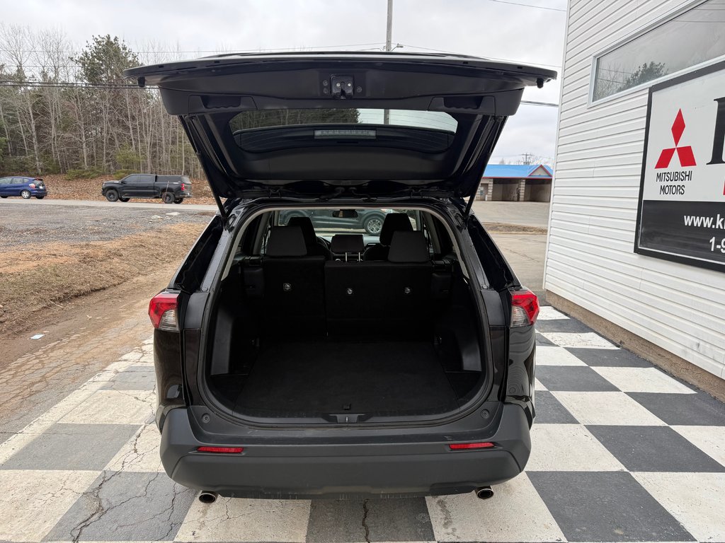 2023 Toyota RAV4 LE, keyless entry, Cruise control, Bluetooth in COLDBROOK, Nova Scotia - 15 - w1024h768px