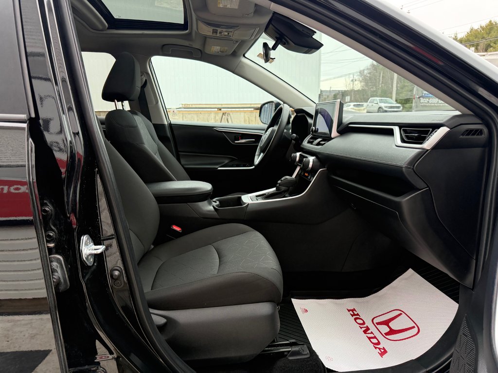 2024 Toyota RAV4 XLE, keyless entry, backup camera, Bluetooth in Kentville, Nova Scotia - 20 - w1024h768px