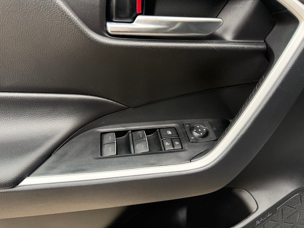 2024 Toyota RAV4 XLE, keyless entry, backup camera, Bluetooth in Kentville, Nova Scotia - 8 - w1024h768px