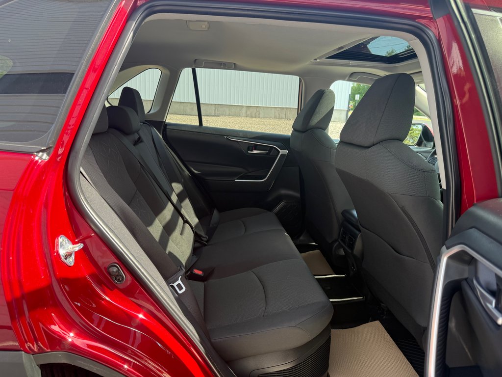 2024 Toyota RAV4 Hybrid XLE, keyless entry, backup camera, BT in Kentville, Nova Scotia - 18 - w1024h768px