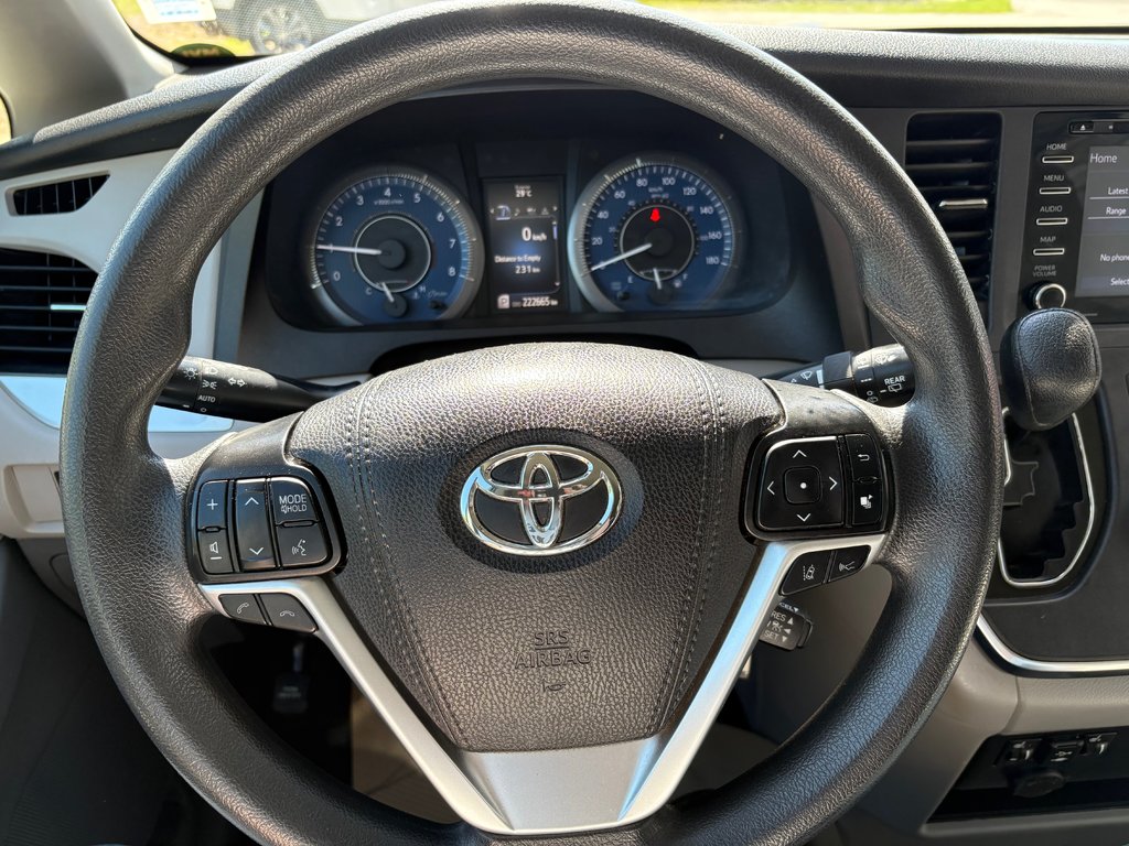 2019 Toyota Sienna LE - heated seats, hands free, cruise control, a/c in Kentville, Nova Scotia - 10 - w1024h768px