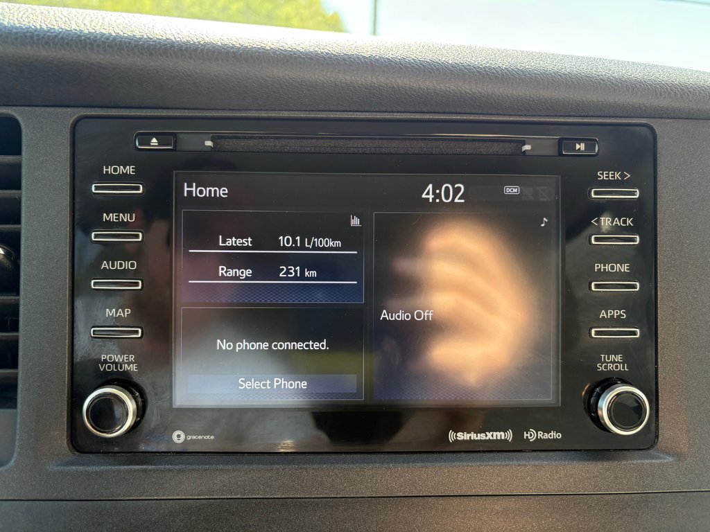 2019 Toyota Sienna LE - heated seats, hands free, cruise control, a/c in Kentville, Nova Scotia - 12 - w1024h768px