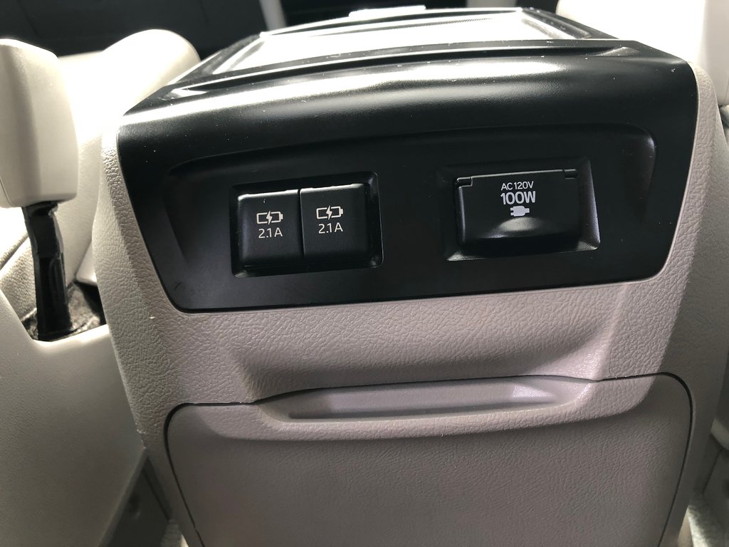 2020 Toyota Sienna XLE - sunroof, reverse camera, power seats, a/c in COLDBROOK, Nova Scotia - 21 - w1024h768px