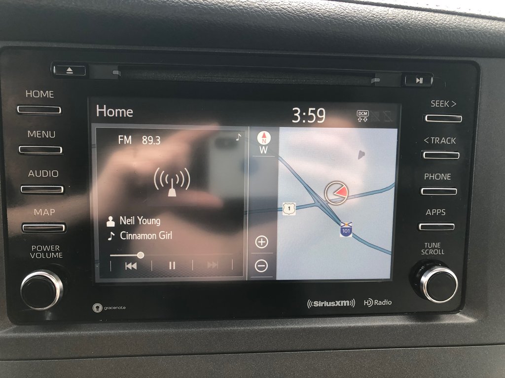 2020 Toyota Sienna XLE - sunroof, reverse camera, power seats, a/c in COLDBROOK, Nova Scotia - 11 - w1024h768px
