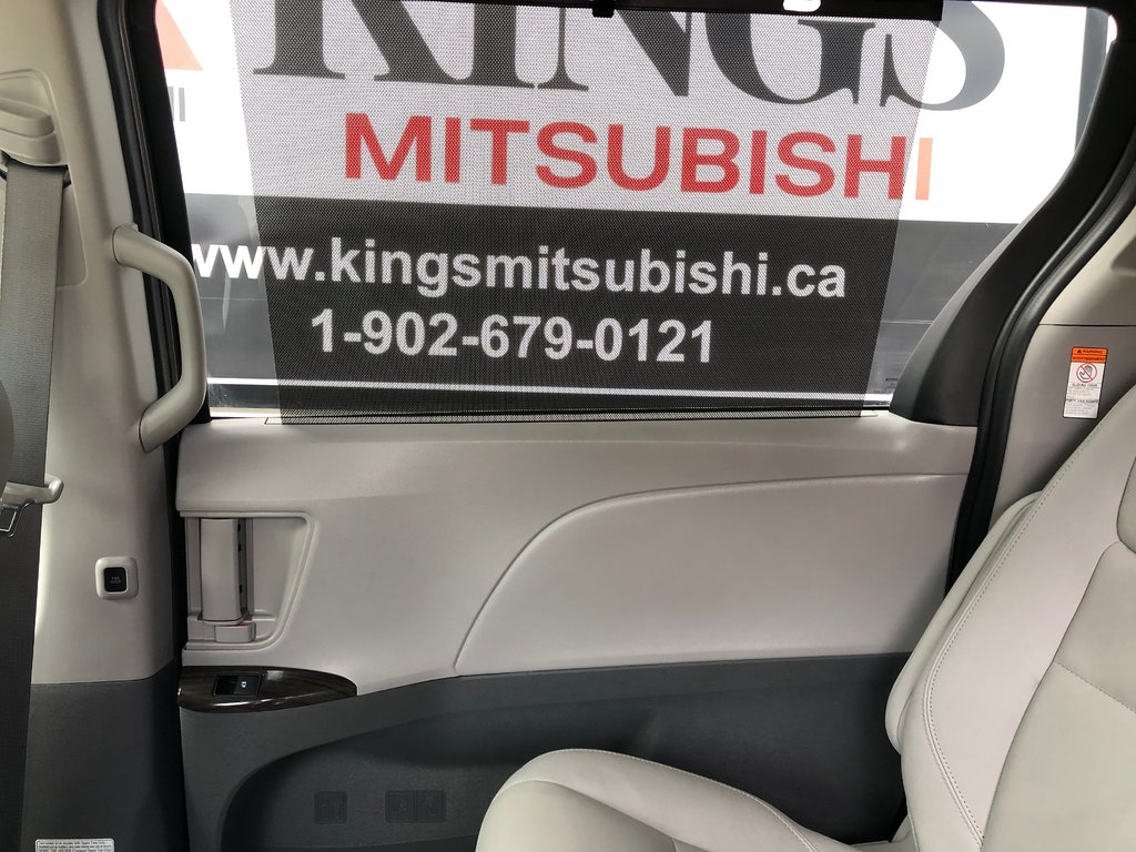 2020 Toyota Sienna XLE - sunroof, reverse camera, power seats, a/c in COLDBROOK, Nova Scotia - 22 - w1024h768px
