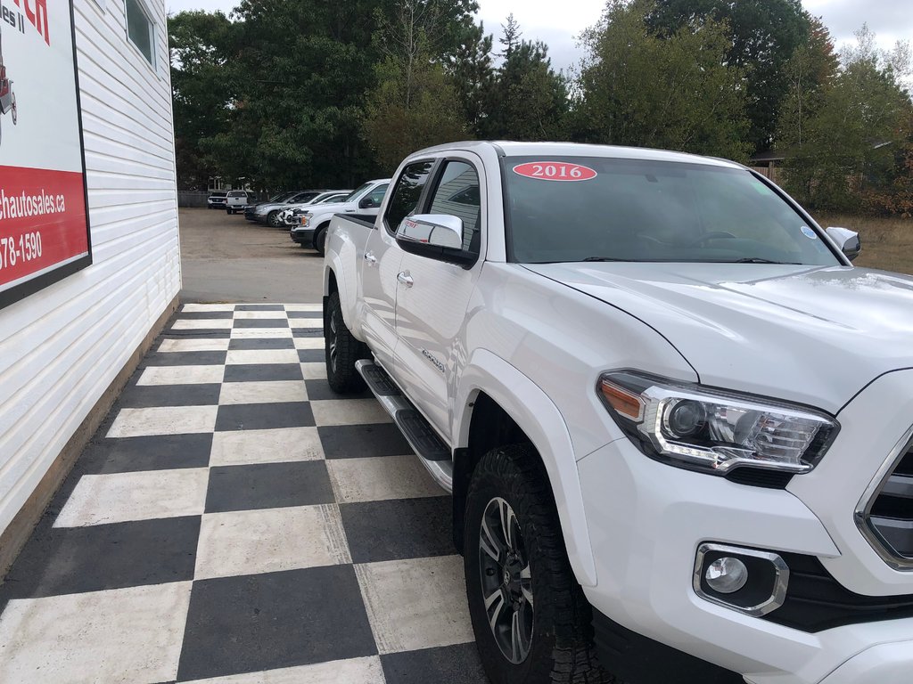 Toyota Tacoma Limited 2016 à COLDBROOK, Nouvelle-Écosse - 3 - w1024h768px