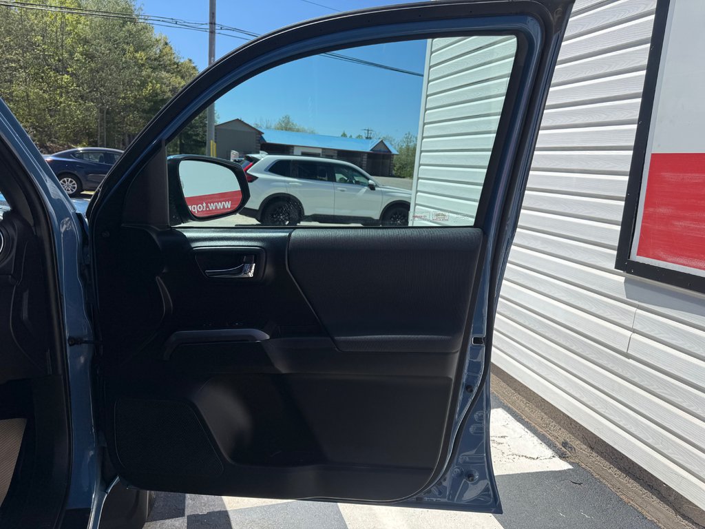 Toyota TACOMA SR5, keyless entry, backup camera, Bluetooth 2019 à COLDBROOK, Nouvelle-Écosse - 18 - w1024h768px