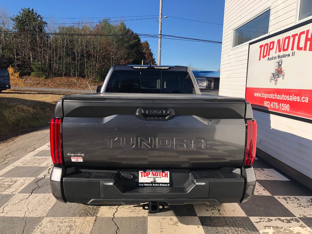 Tundra SR, rear sliding window, bluetooth, towing package 2023 à COLDBROOK, Nouvelle-Écosse - 5 - w1024h768px