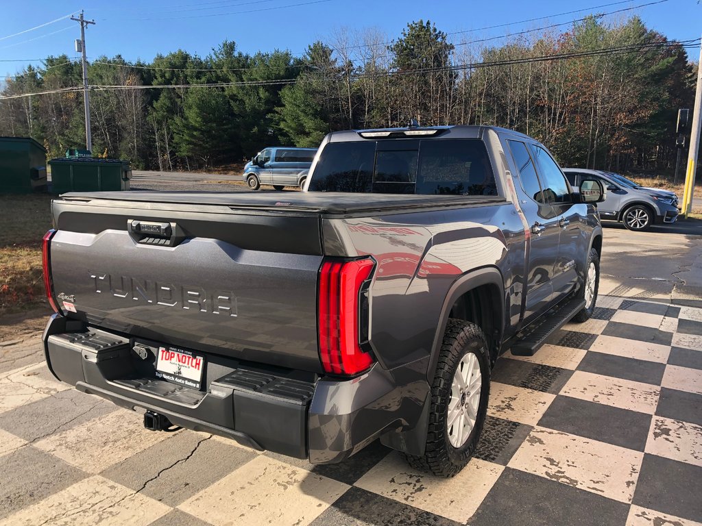 Tundra SR, rear sliding window, bluetooth, towing package 2023 à COLDBROOK, Nouvelle-Écosse - 4 - w1024h768px