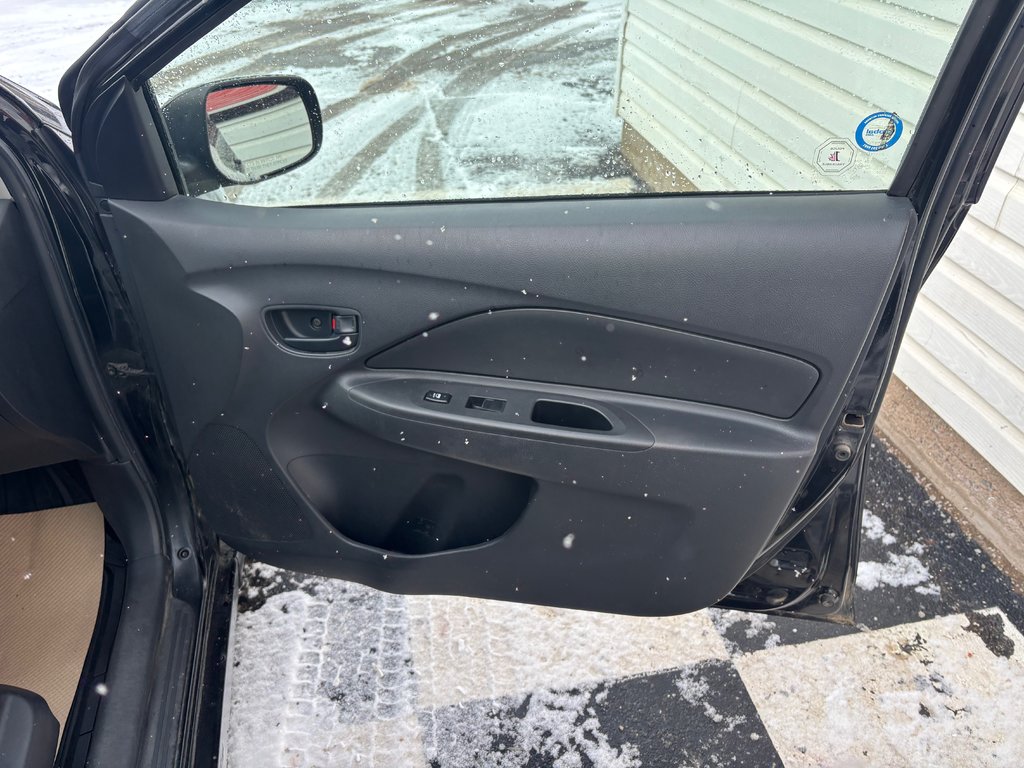 2008 Toyota Yaris Steel rims, automatic, rear defroster power mirror in COLDBROOK, Nova Scotia - 19 - w1024h768px