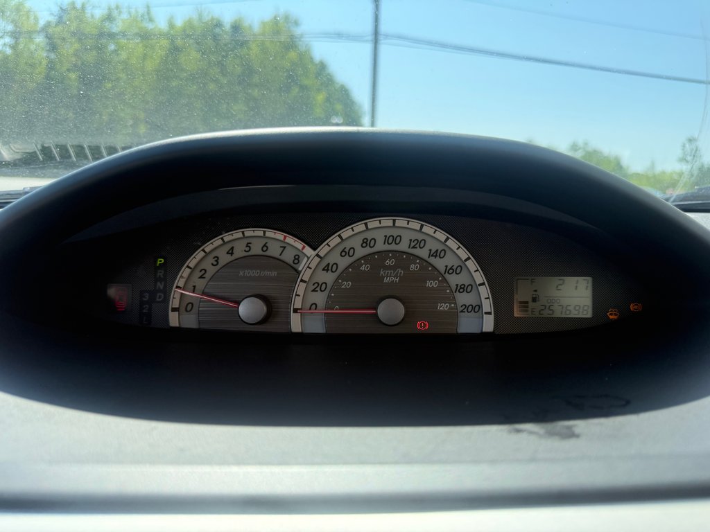 2008 Toyota YARIS Keyless entry, MP3, Cruise control in COLDBROOK, Nova Scotia - 11 - w1024h768px