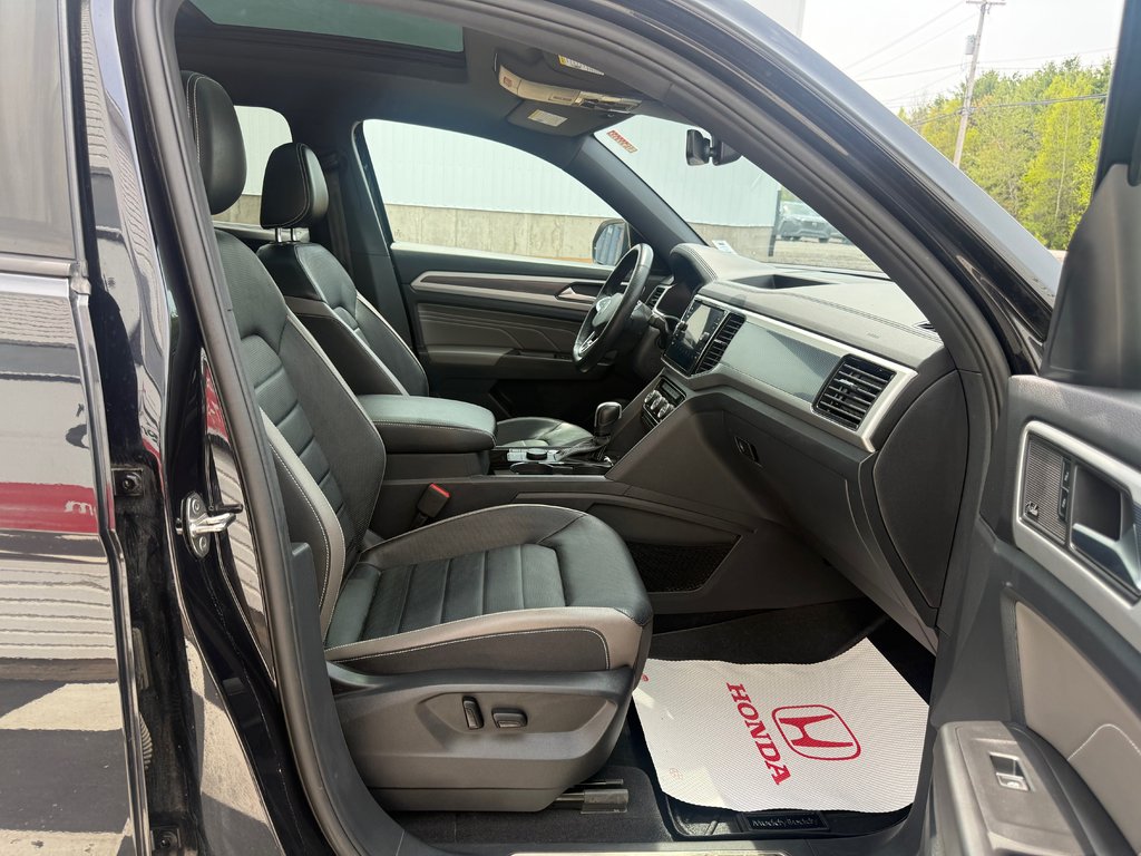 2022 Volkswagen ATLAS CROSS SPORT Highline, keyless entry, Remote Start, Bluetooth in COLDBROOK, Nova Scotia - 20 - w1024h768px