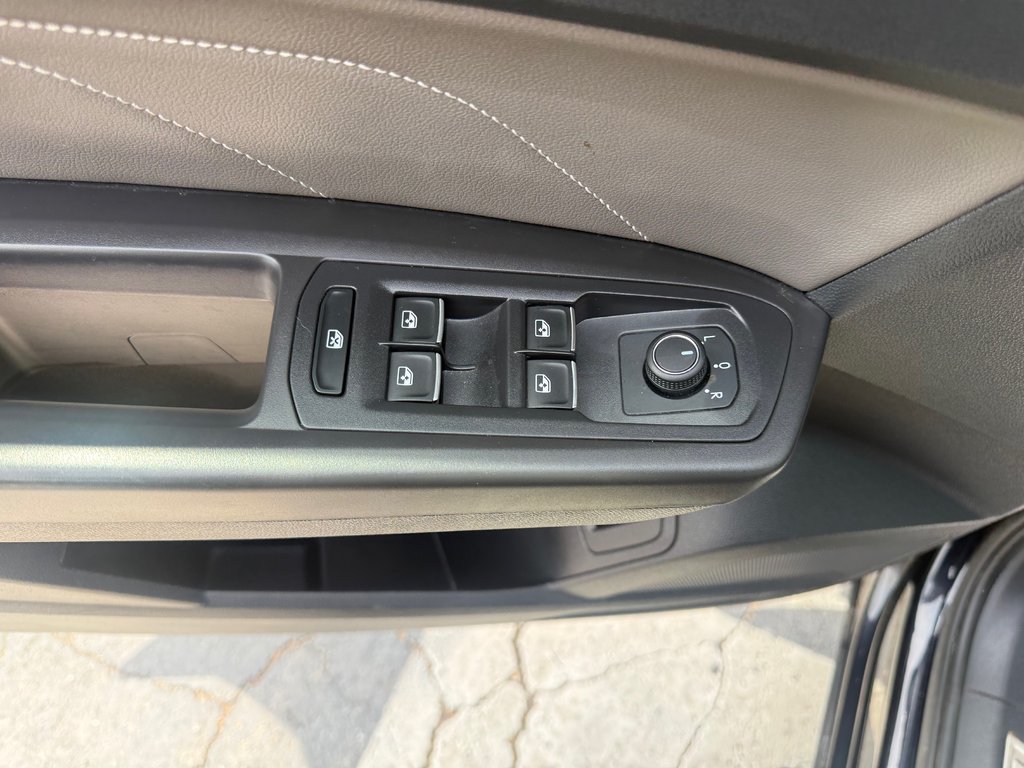 2022 Volkswagen ATLAS CROSS SPORT Highline, keyless entry, Remote Start, Bluetooth in COLDBROOK, Nova Scotia - 8 - w1024h768px