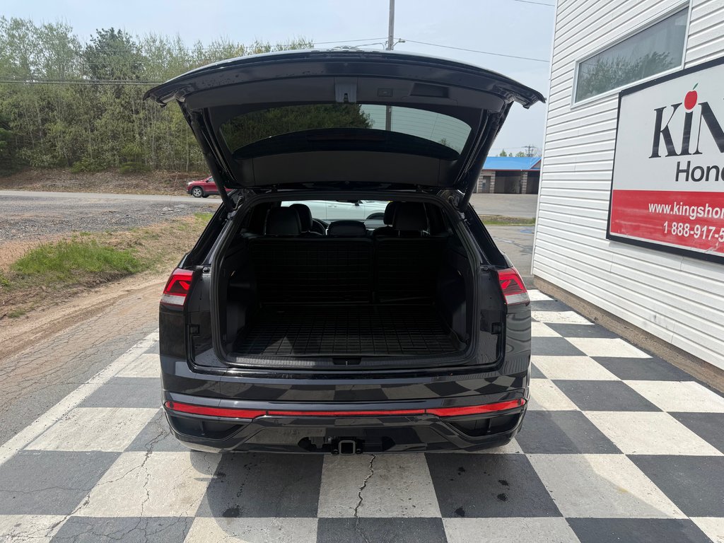 2022 Volkswagen ATLAS CROSS SPORT Highline, keyless entry, Remote Start, Bluetooth in COLDBROOK, Nova Scotia - 16 - w1024h768px