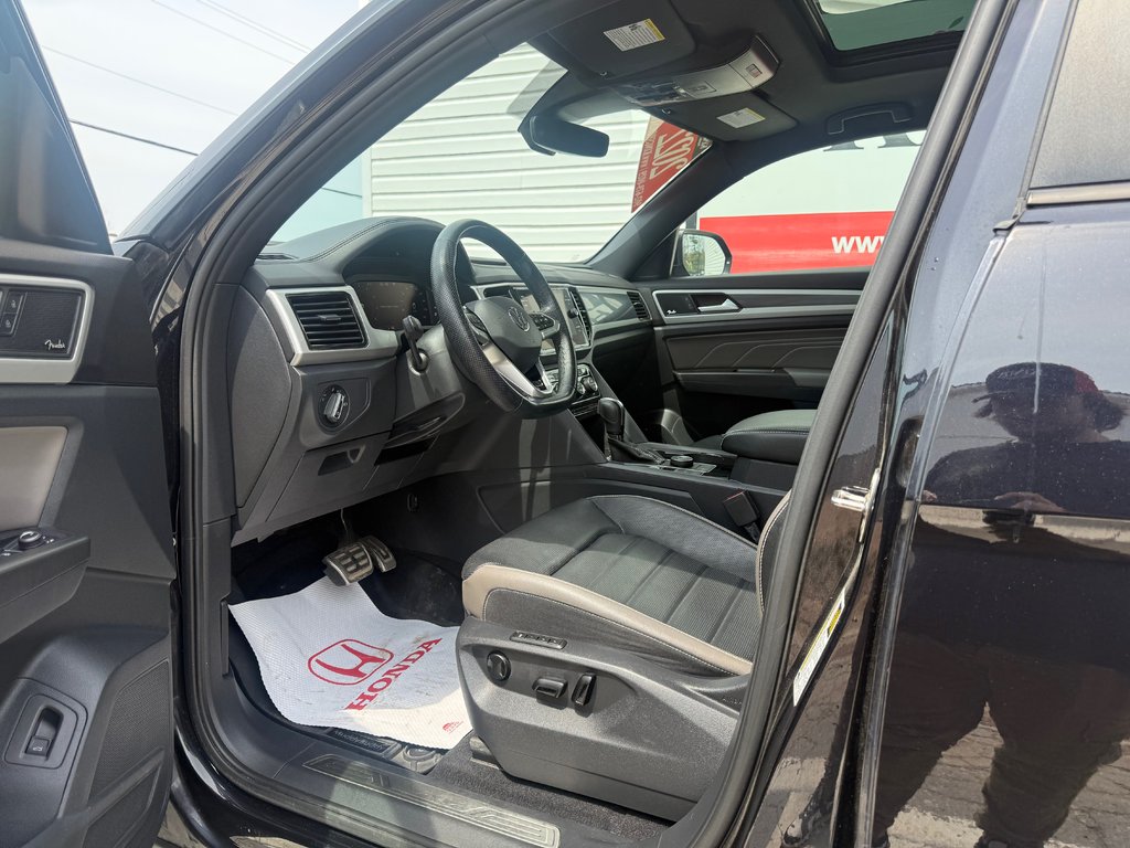 2022 Volkswagen ATLAS CROSS SPORT Highline, keyless entry, Remote Start, Bluetooth in COLDBROOK, Nova Scotia - 9 - w1024h768px