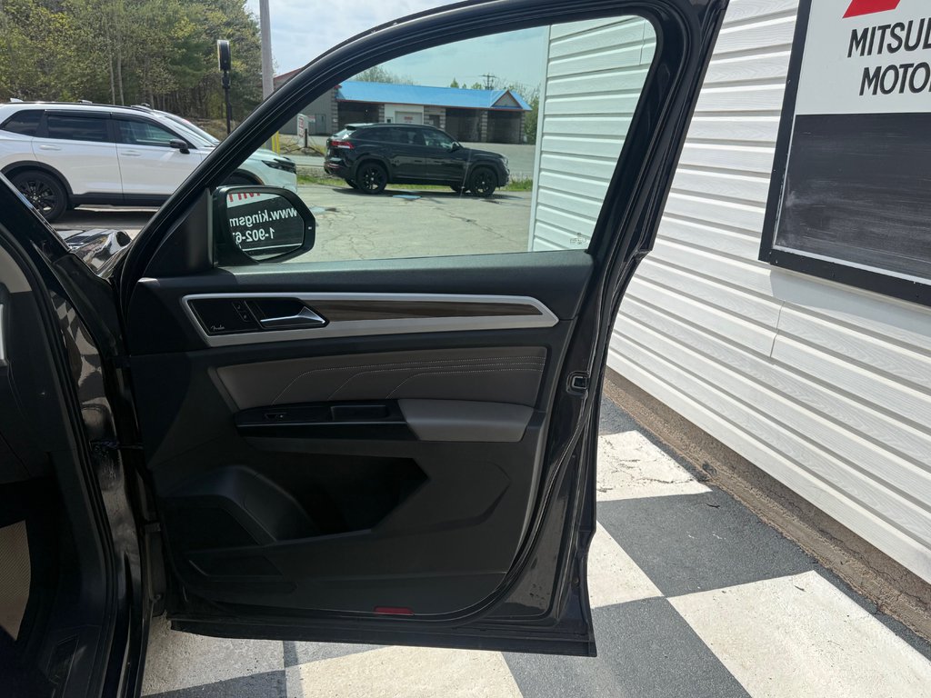 2021 Volkswagen Atlas Execline, keyless entry, Remote Start, Bluetooth in COLDBROOK, Nova Scotia - 20 - w1024h768px