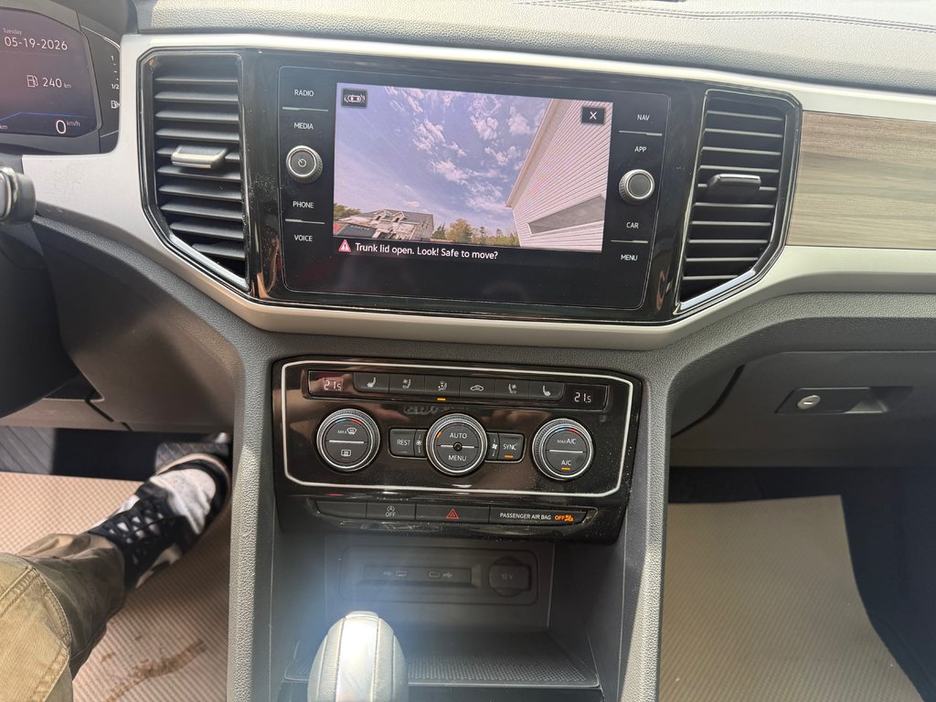 2021 Volkswagen Atlas Execline, keyless entry, Remote Start, Bluetooth in COLDBROOK, Nova Scotia - 12 - w1024h768px
