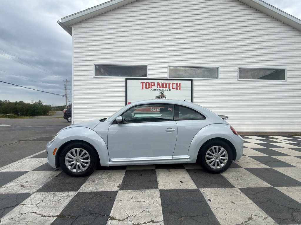 Volkswagen BEETLE  2017 à COLDBROOK, Nouvelle-Écosse - 17 - w1024h768px