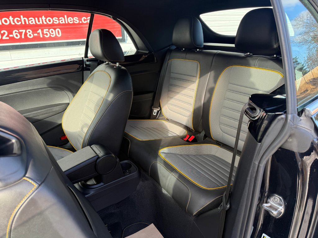 2019 Volkswagen BEETLE Dune, convertible, 2-door, keyless entry in COLDBROOK, Nova Scotia - 15 - w1024h768px