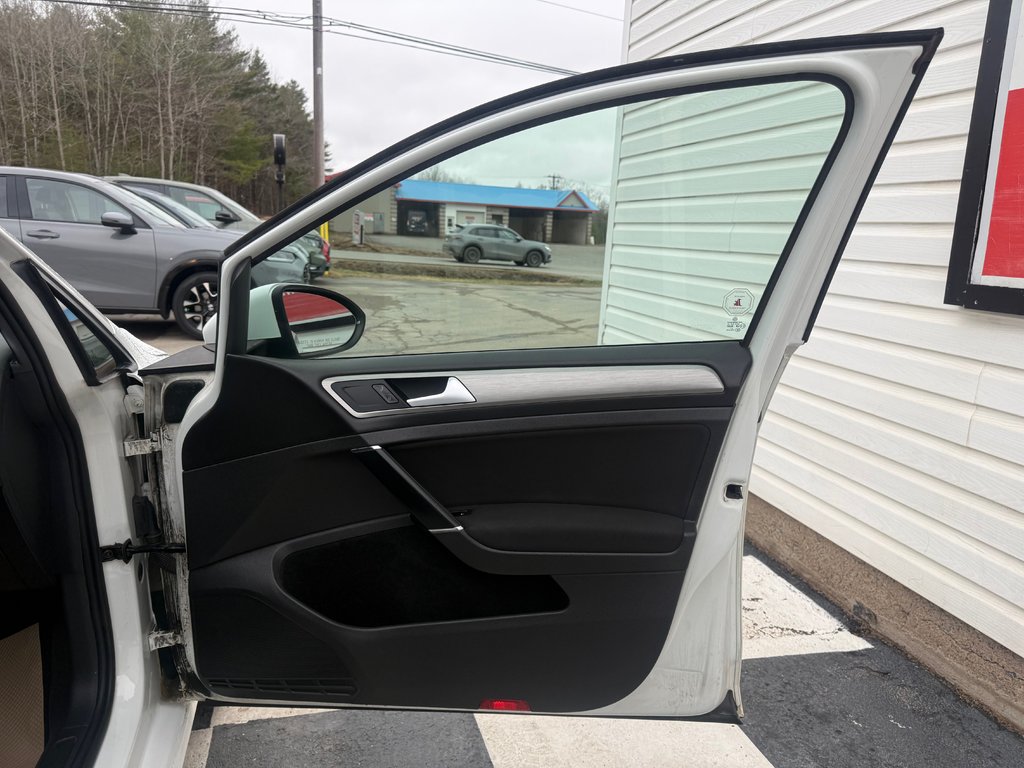 Volkswagen GOLF Comfortline, keyless entry, CRUISE CONTROL, BT 2015 à COLDBROOK, Nouvelle-Écosse - 17 - w1024h768px