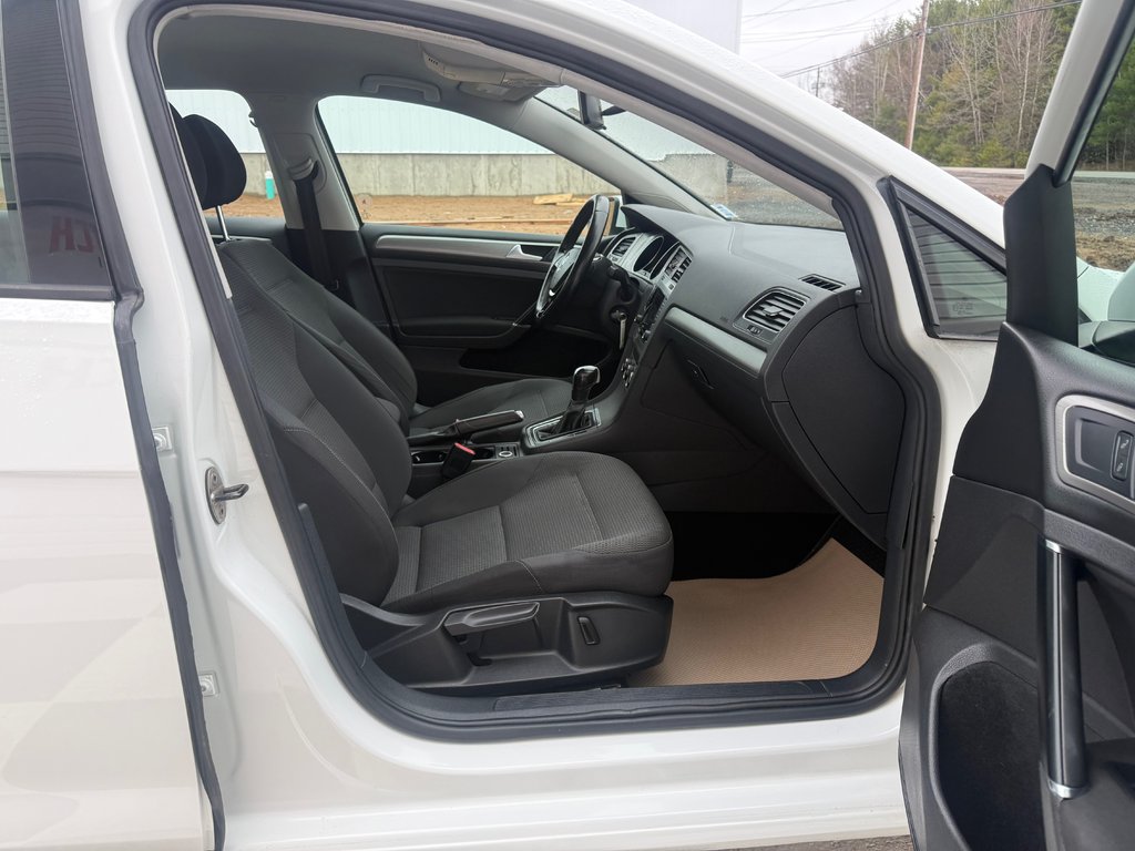 Volkswagen GOLF Comfortline, keyless entry, CRUISE CONTROL, BT 2015 à COLDBROOK, Nouvelle-Écosse - 18 - w1024h768px