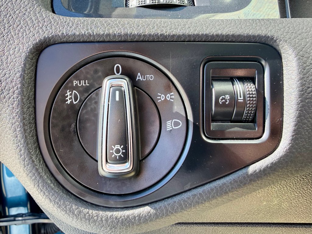 2018 Volkswagen GOLF Heated Seats, CD/MP3/BT Audio, Reverse Camera in COLDBROOK, Nova Scotia - 13 - w1024h768px