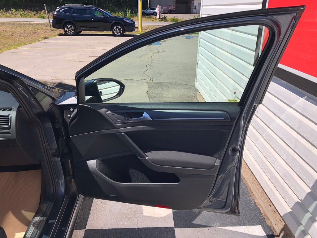 Volkswagen Golf  2019 à COLDBROOK, Nouvelle-Écosse - 22 - w1024h768px