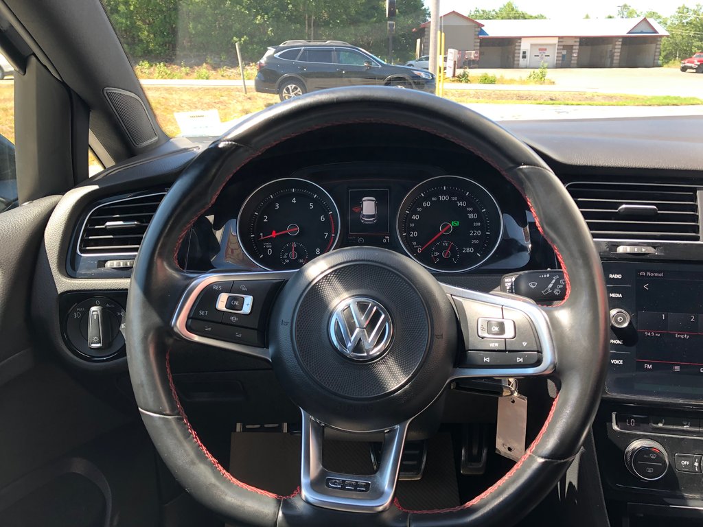 Volkswagen Golf  2019 à COLDBROOK, Nouvelle-Écosse - 10 - w1024h768px