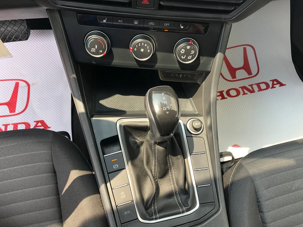 2023 Volkswagen Jetta Trendline - auto start/stop, reverse camera, a/c in Kentville, Nova Scotia - 14 - w1024h768px