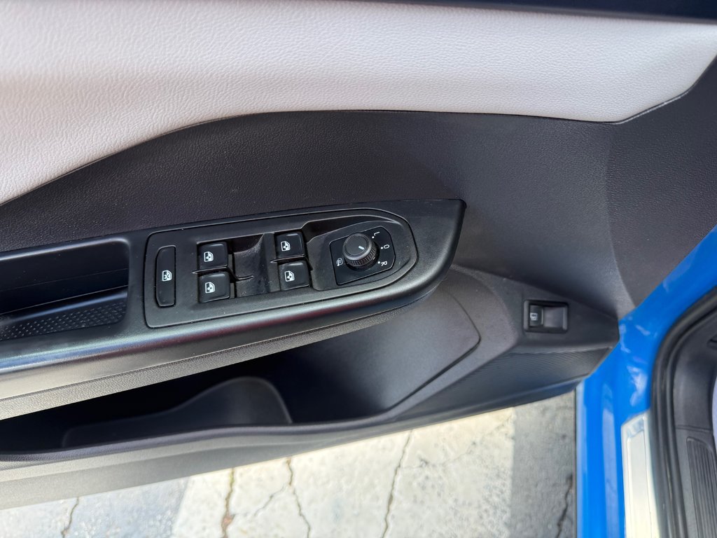 2022 Volkswagen Taos Comfortline, keyless entry, backup camera, BT in COLDBROOK, Nova Scotia - 8 - w1024h768px