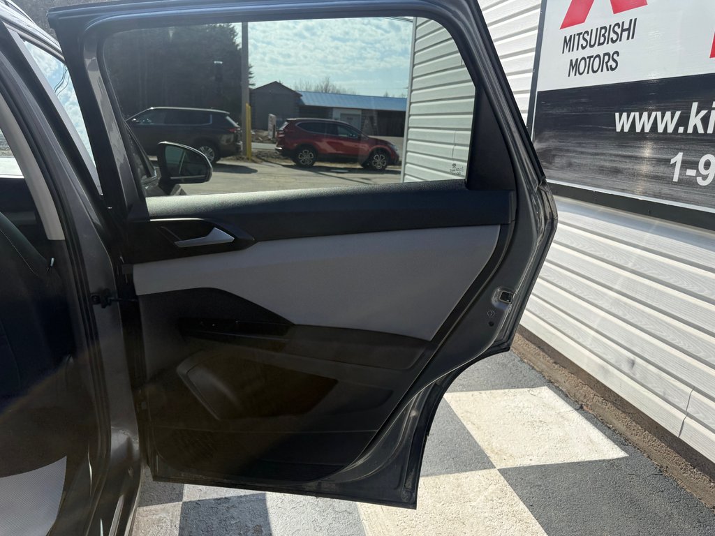 2023 Volkswagen Taos Comfortline, keyless entry, backup camera, Bluetoo in Kentville, Nova Scotia - 17 - w1024h768px