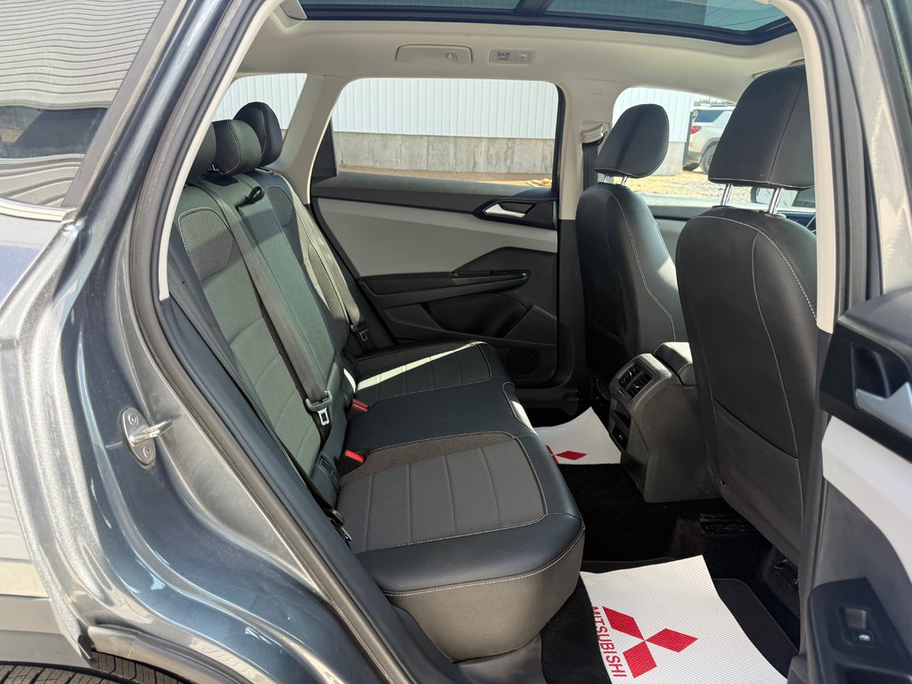 2023 Volkswagen Taos Comfortline, keyless entry, backup camera, Bluetoo in Kentville, Nova Scotia - 18 - w1024h768px