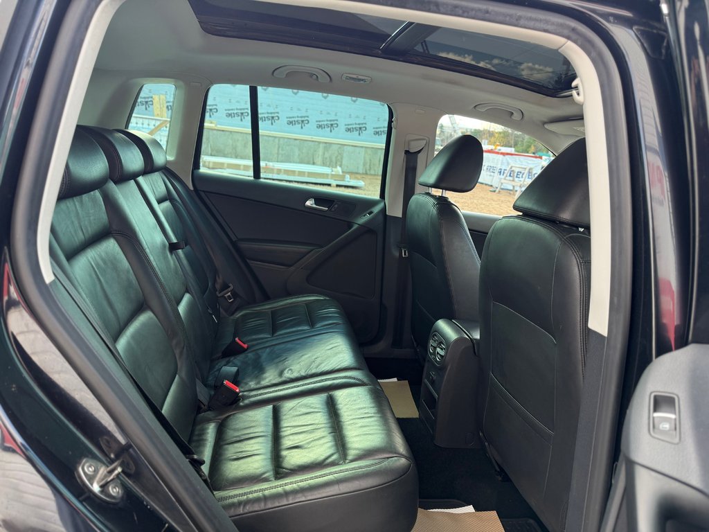 2011 Volkswagen TIGUAN Trendline, Keyless entry, Moonroof, 2.0L turbo in COLDBROOK, Nova Scotia - 19 - w1024h768px