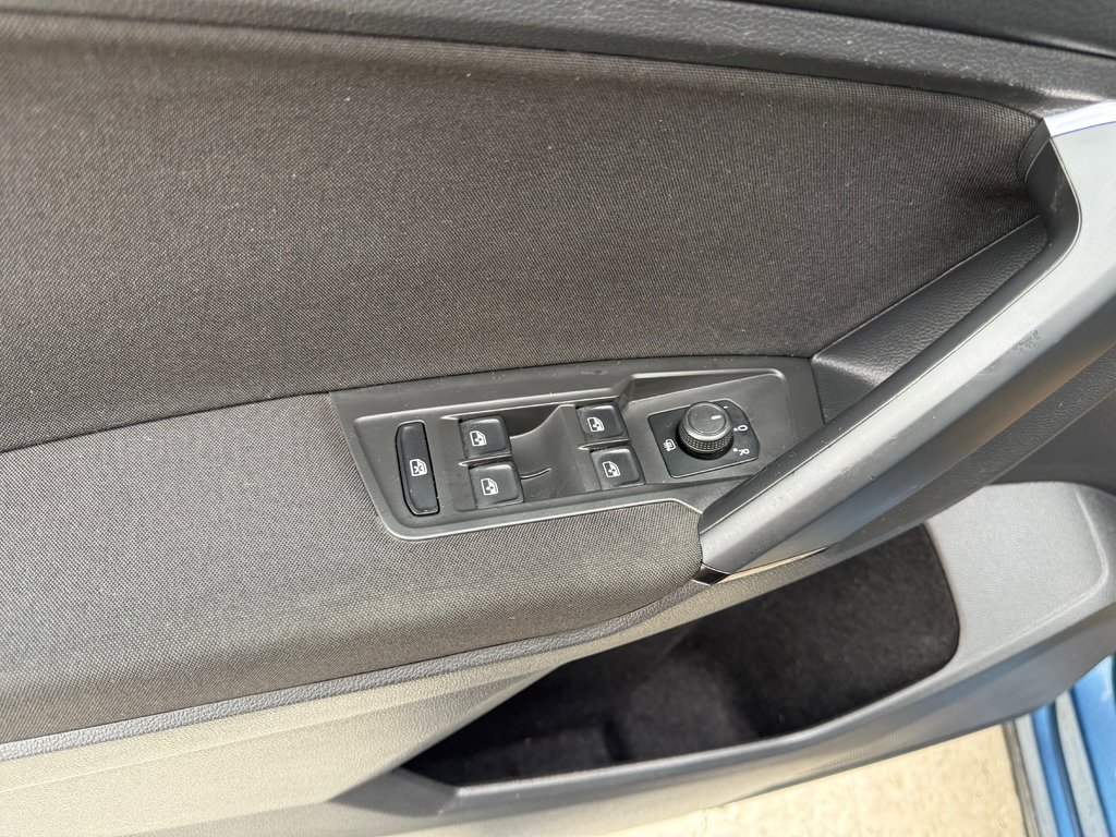 2019 Volkswagen TIGUAN Trendline, keyless entry, collapsible rear seats, in COLDBROOK, Nova Scotia - 7 - w1024h768px