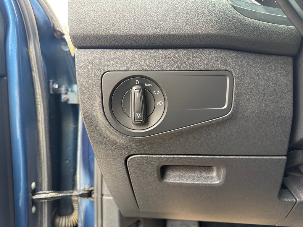2019 Volkswagen TIGUAN Trendline, keyless entry, collapsible rear seats, in COLDBROOK, Nova Scotia - 11 - w1024h768px